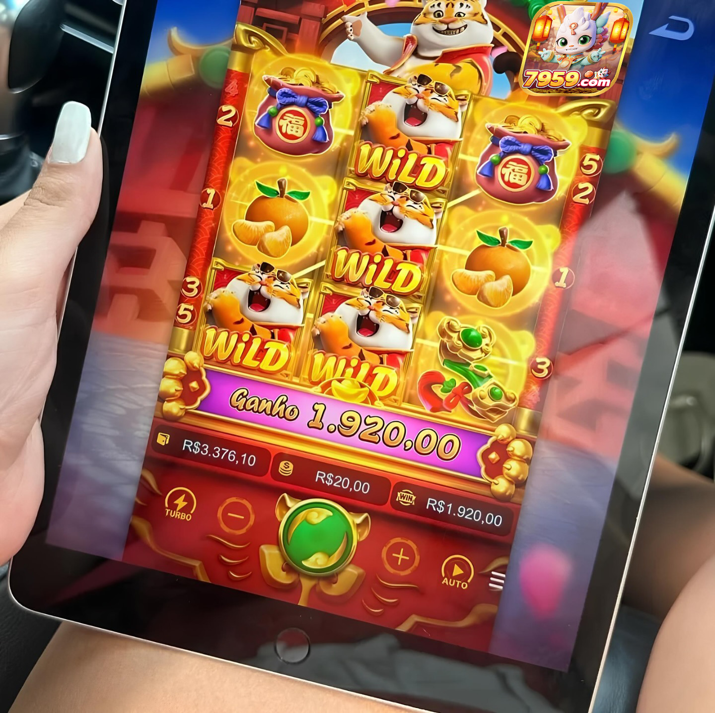br slots 777 